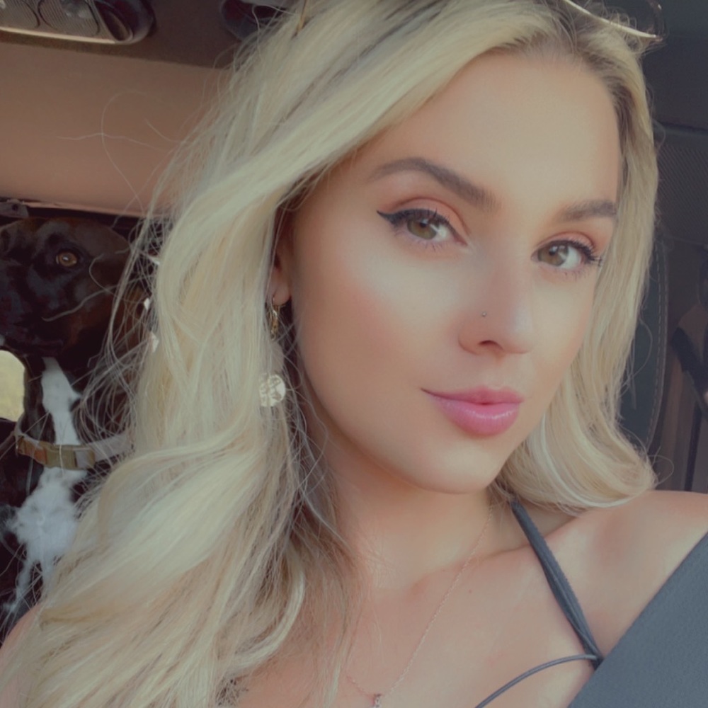 Meet your Posher, Samantha